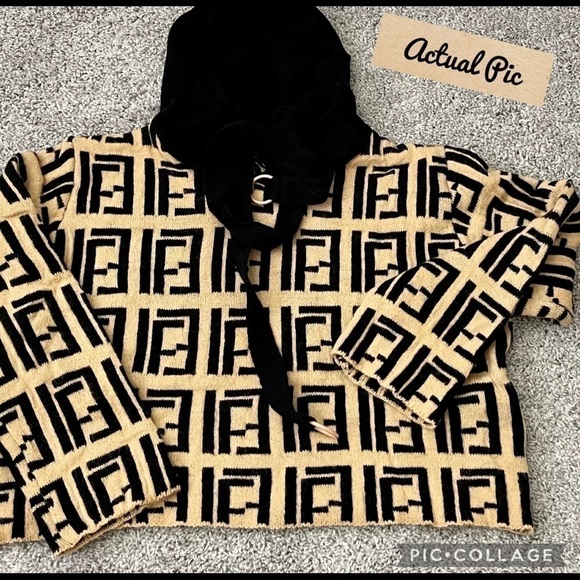 Tan & Black Cropped Sweater w/Hood - Picture 3 of 4